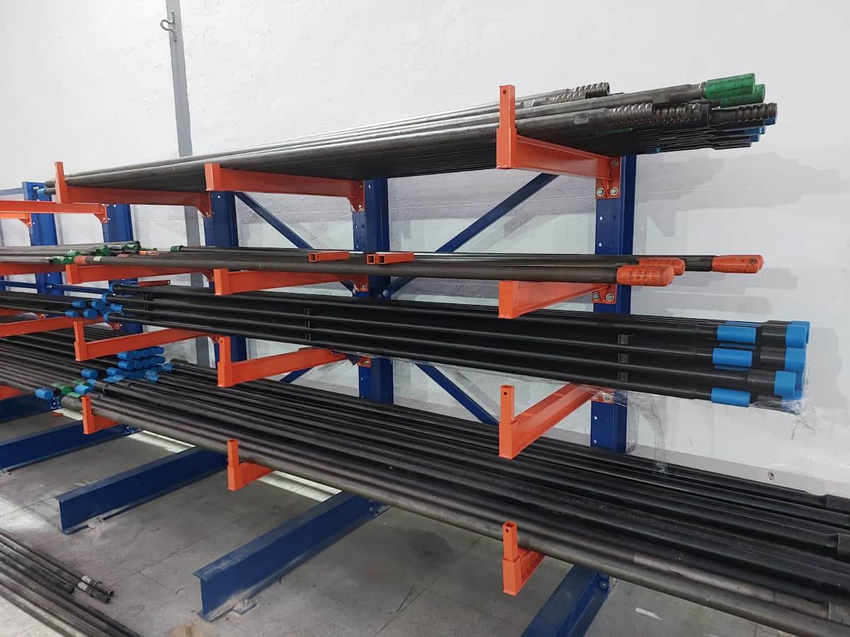 rayonnage cantilever tubes